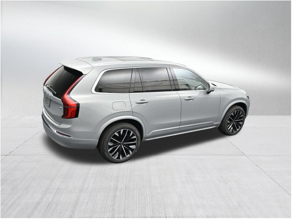 New 2026 Volvo XC90 T8 Plus w/ Protection Package Premier AWD/4WD image 17