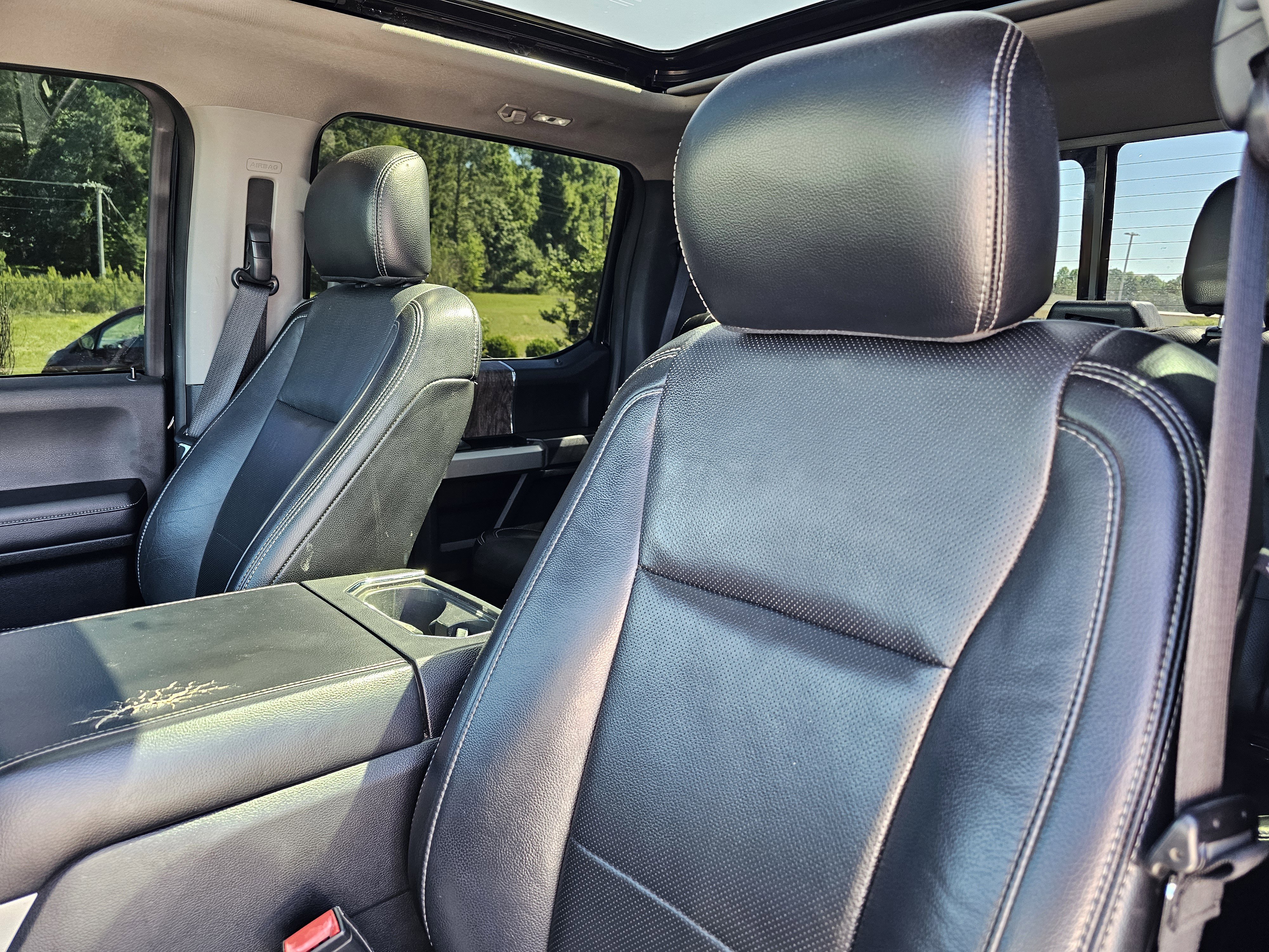 Used 2018 Ford F250 Lariat w/ Lariat Ultimate Package image 17