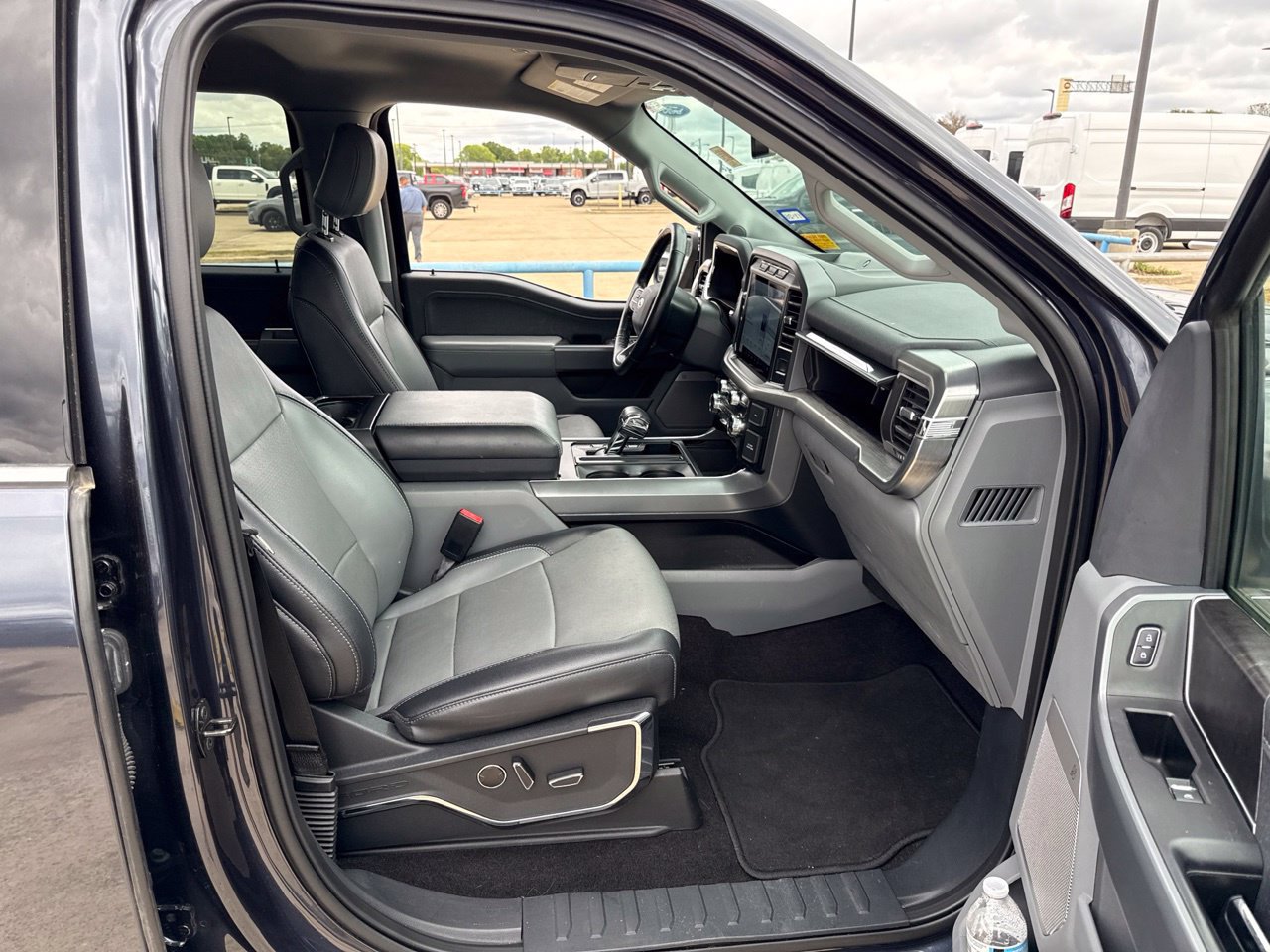 Used 2021 Ford F150 Lariat w/ Equipment Group 502A High AWD/4WD image 13