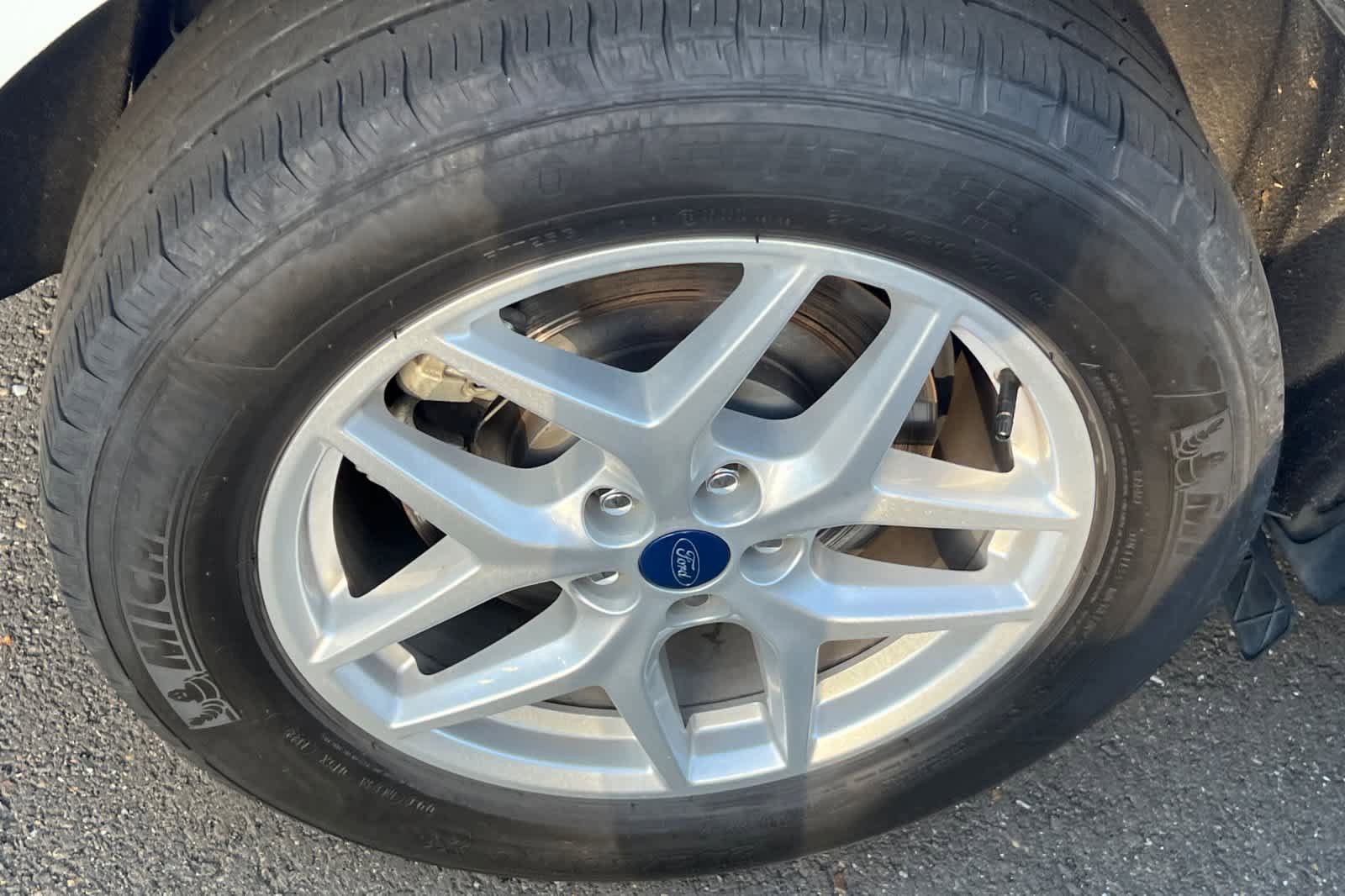 Used 2022 Ford Edge SEL w/ Convenience Package image 17