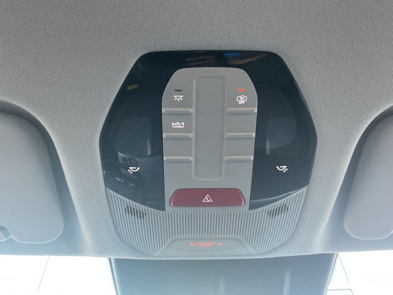 Used 2025 Kia K4 FWD image 12