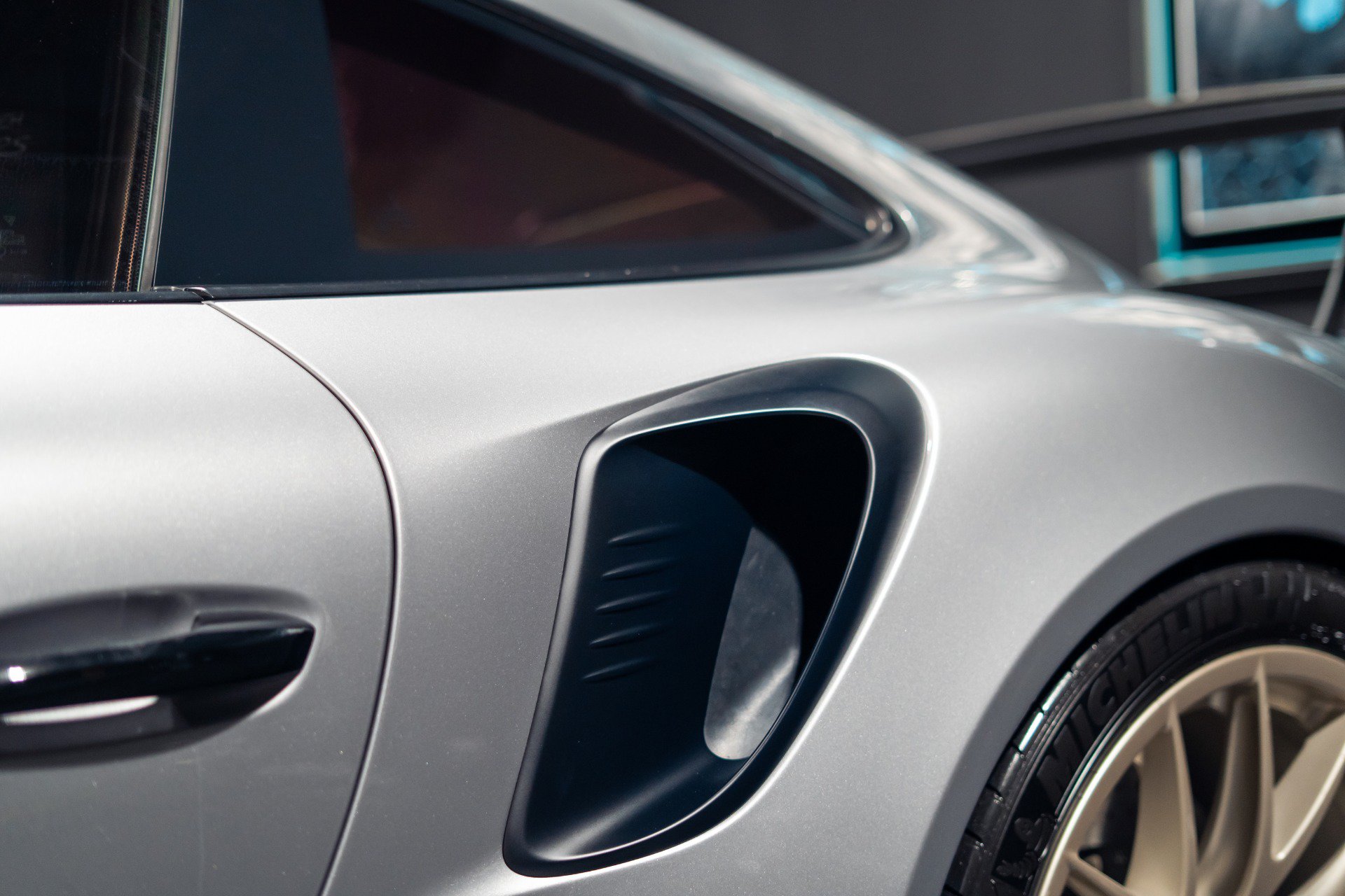 Used 2019 Porsche 911 GT3 RS RWD image 35