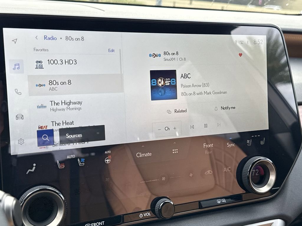 Used 2025 Lexus RX 350 Premium w/ Accessory Package (Z1) image 23