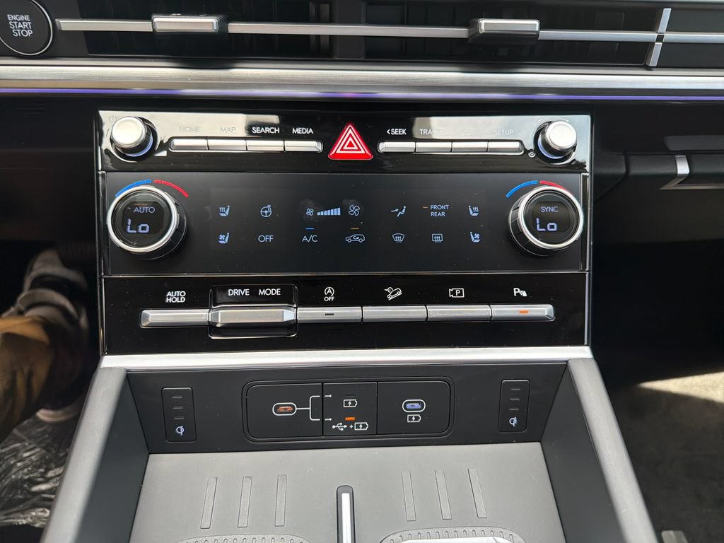 New 2026 Hyundai Santa Fe Limited FWD image 23