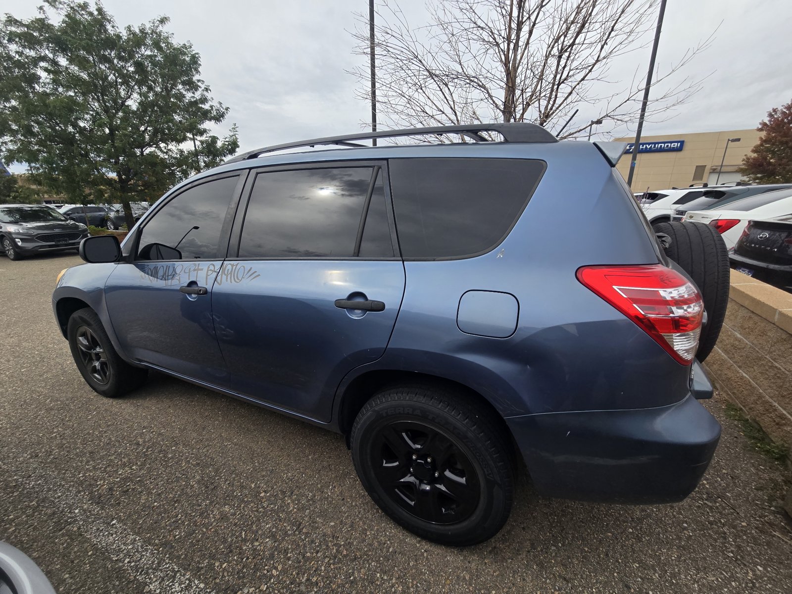 Used 2009 Toyota RAV4 4WD w/ Base L4 Extra Value Pkg image 14