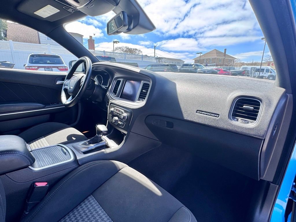 Used 2023 Dodge Charger GT w/ Technology Group image 17
