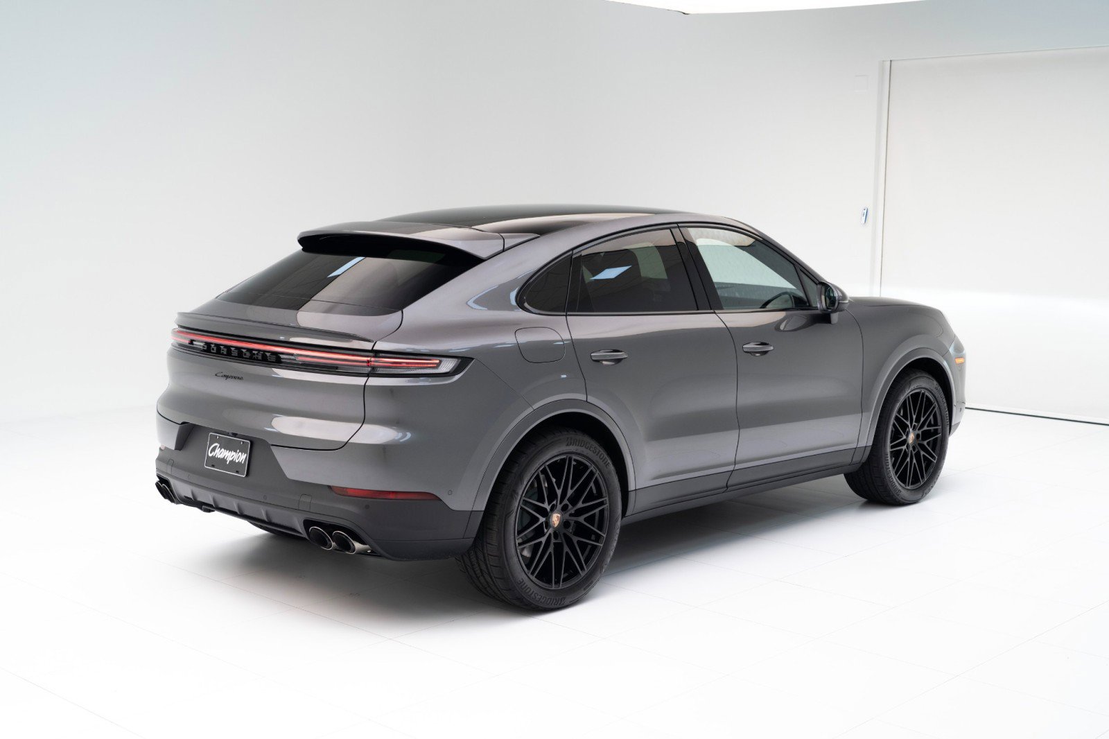 New 2026 Porsche Cayenne Coupe image 9