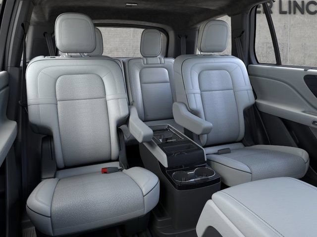 New 2026 Lincoln Aviator Black Label w/ Dynamic Handling Package AWD/4WD image 13
