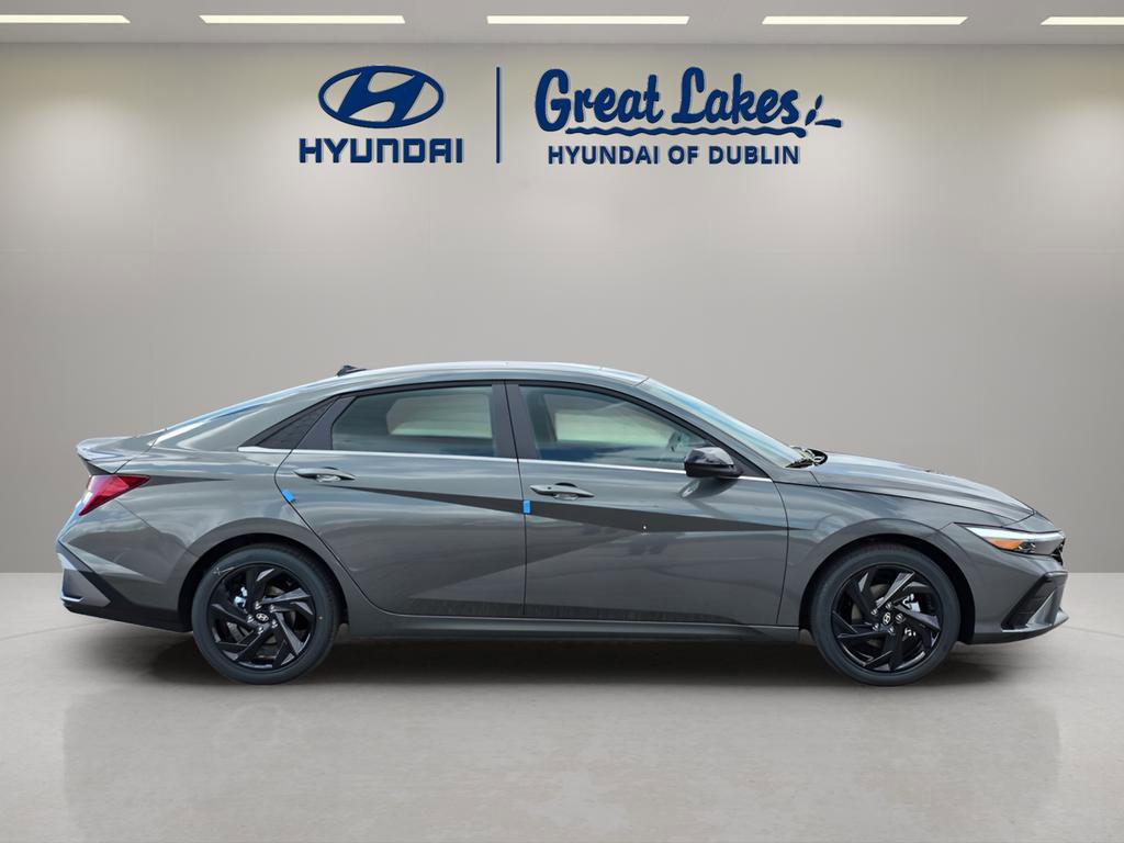 New 2026 Hyundai Elantra SEL Sport image 6