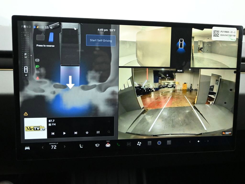 Used 2024 Tesla Cybertruck AWD Crew Cab image 11