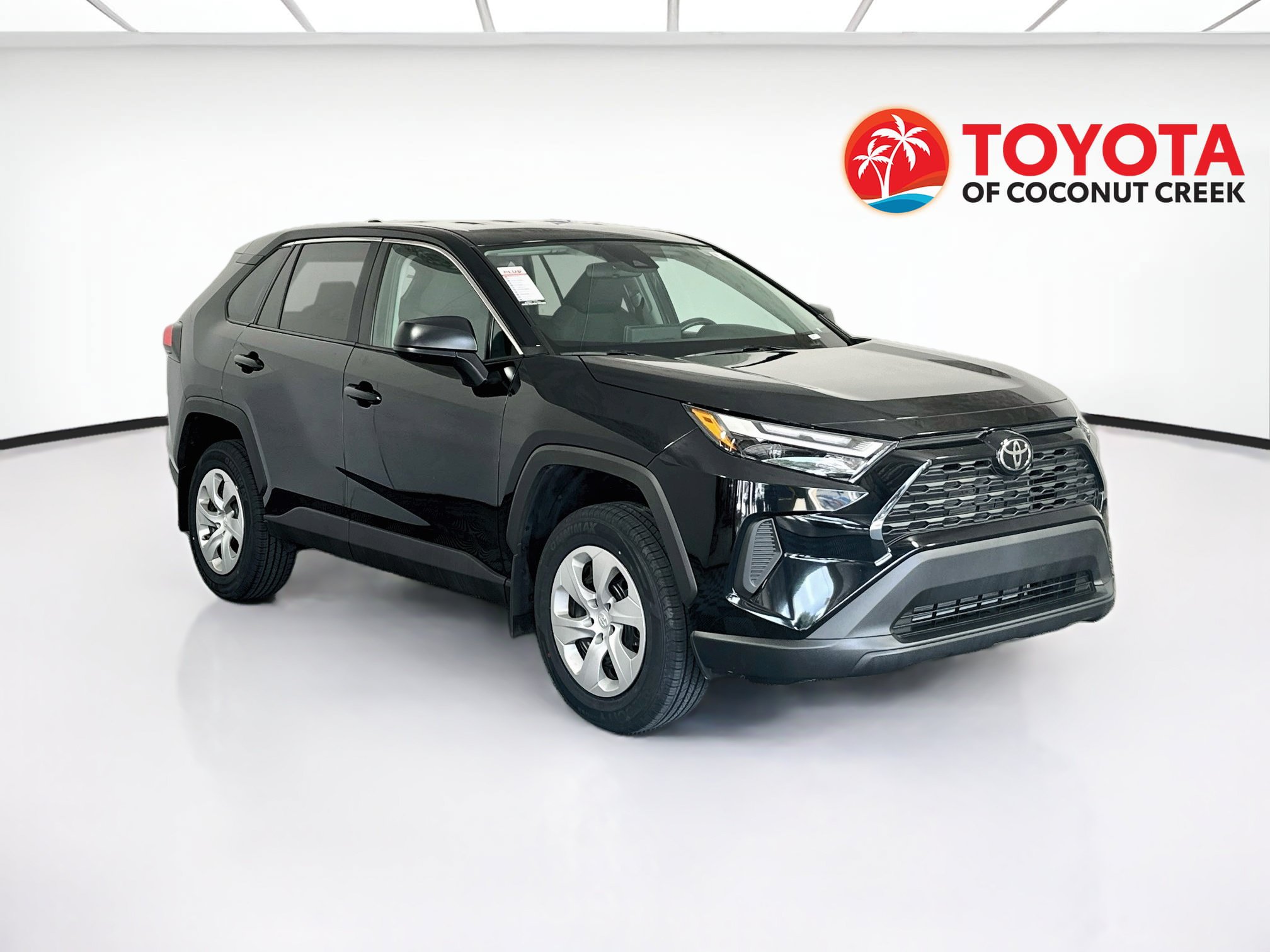 Certified 2025 Toyota RAV4 LE FWD image 1