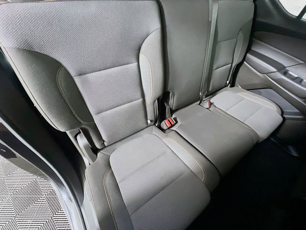 Used 2021 Chevrolet Traverse LS AWD/4WD image 26