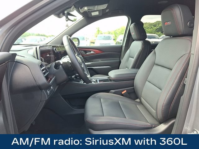 Used 2026 Chevrolet Traverse Z71 AWD/4WD image 2