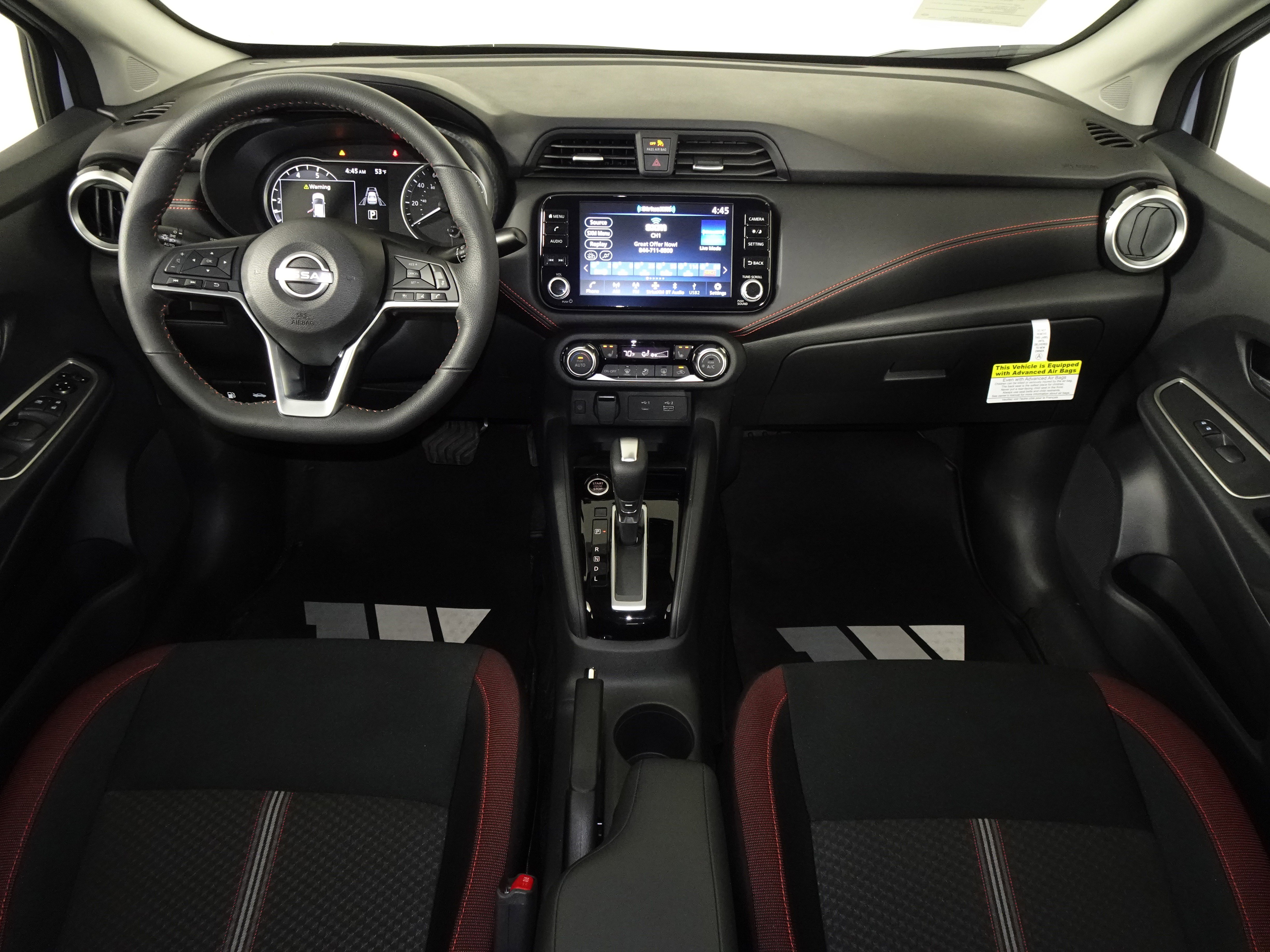 New 2025 Nissan Versa SR w/ Trunk Package image 10