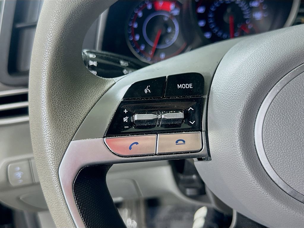 Used 2023 Hyundai Elantra SEL w/ Cargo Package image 22