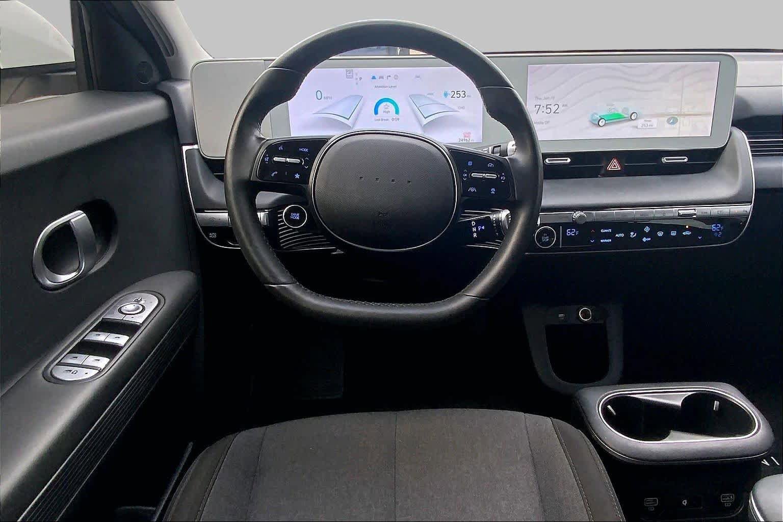 Used 2024 Hyundai Ioniq 5 SEL RWD image 5