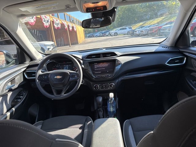Used 2023 Chevrolet TrailBlazer LT w/ Convenience Package image 38