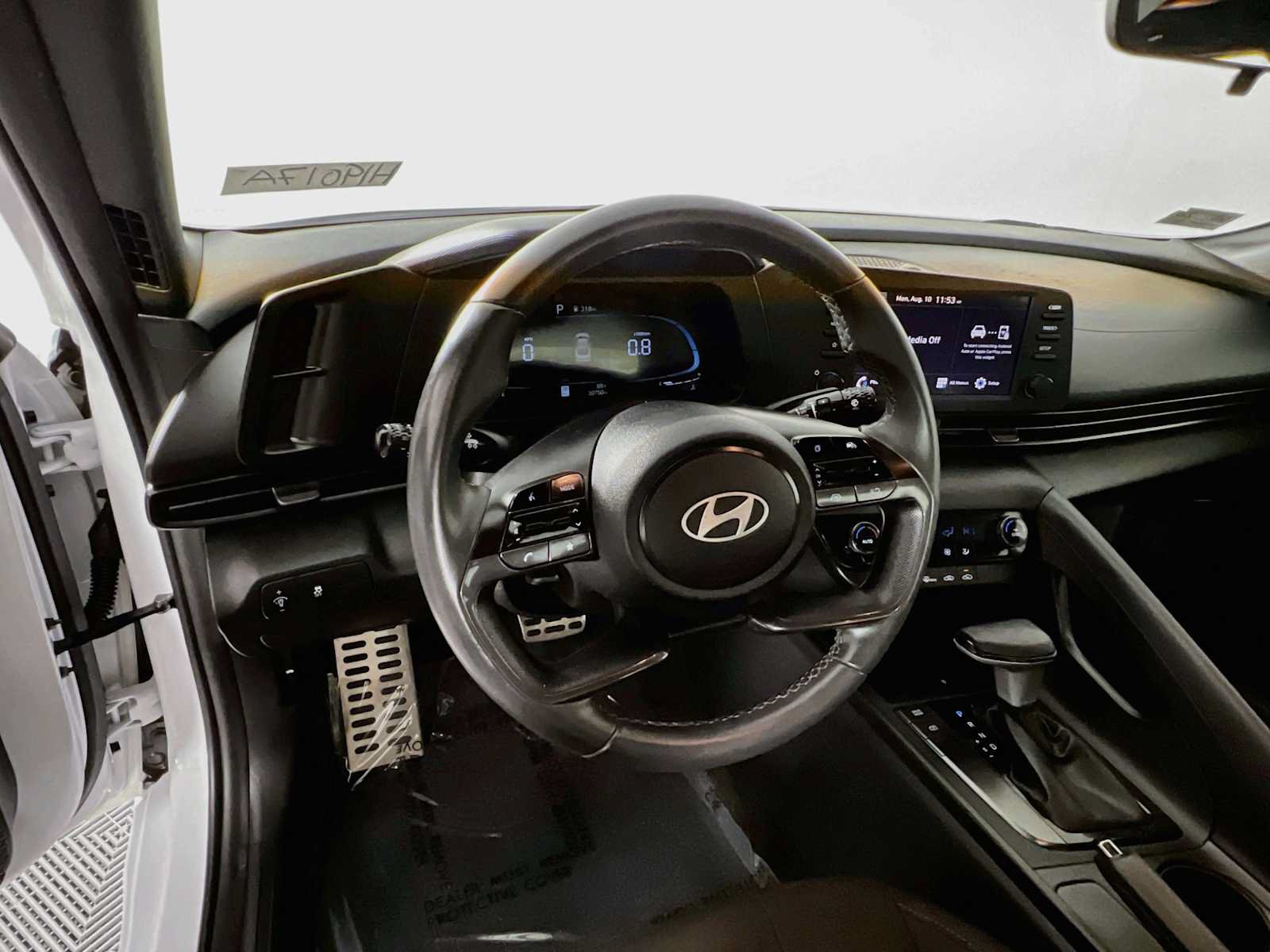 Certified 2025 Hyundai Elantra Sport FWD image 11