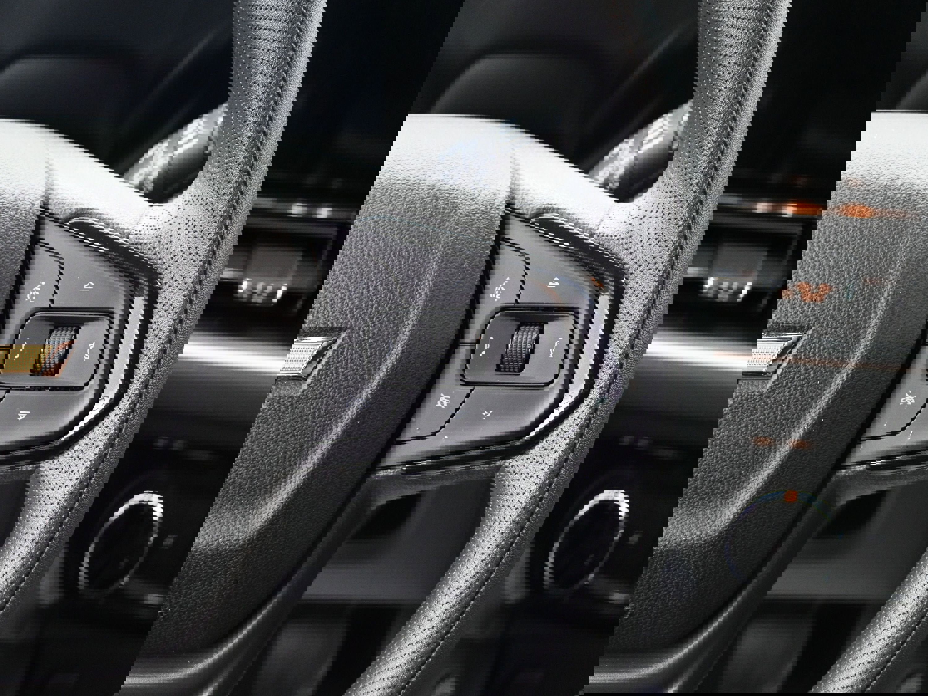 Certified 2026 Chevrolet TrailBlazer LT w/ Driver Confidence Package image 12