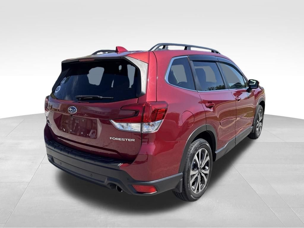 Used 2022 Subaru Forester Limited AWD/4WD image 4