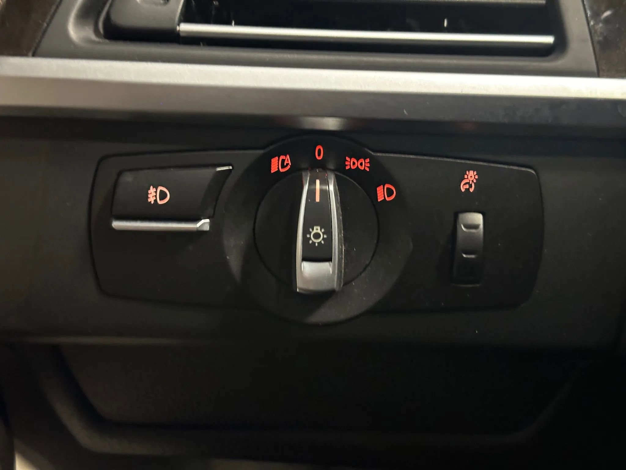 Used 2017 BMW 650i xDrive Coupe image 24