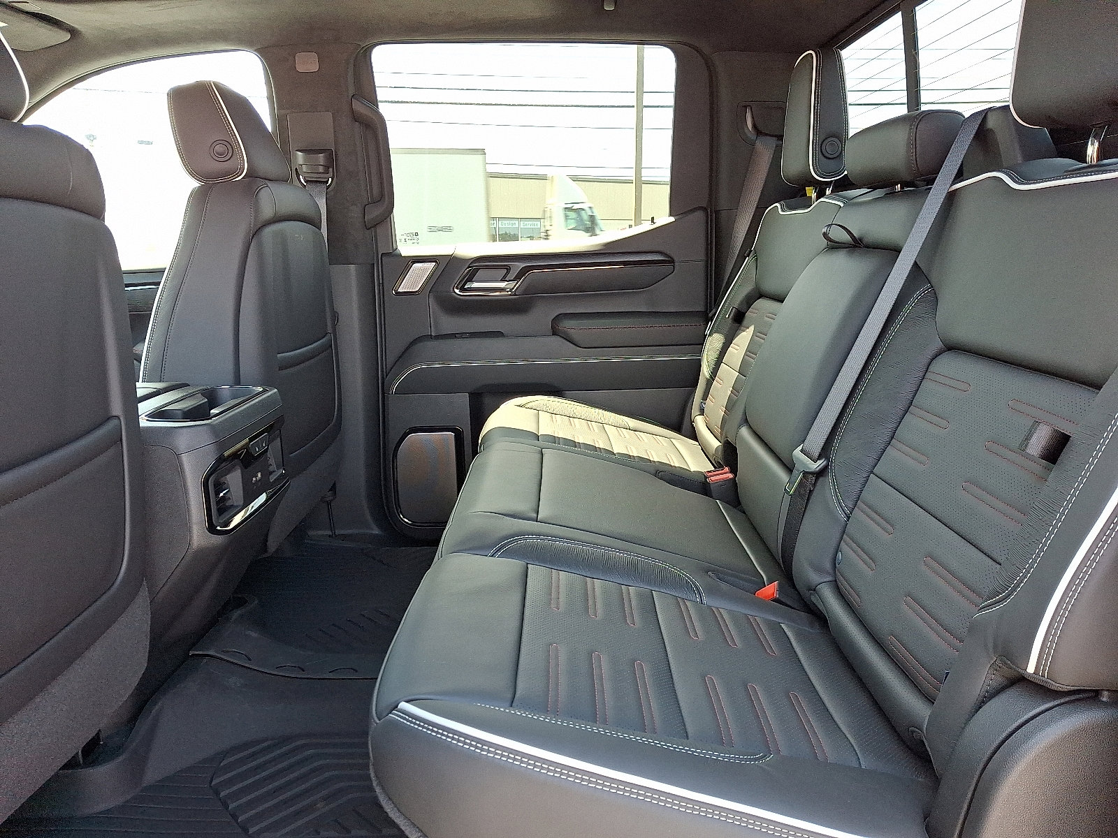 New 2025 GMC Sierra 1500 AT4X w/ AT4X AEV Edition image 5