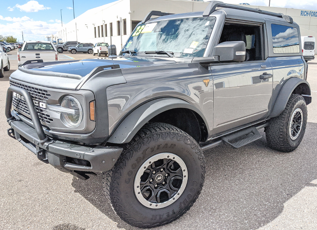 Used 2023 Ford Bronco Badlands AWD/4WD image 5