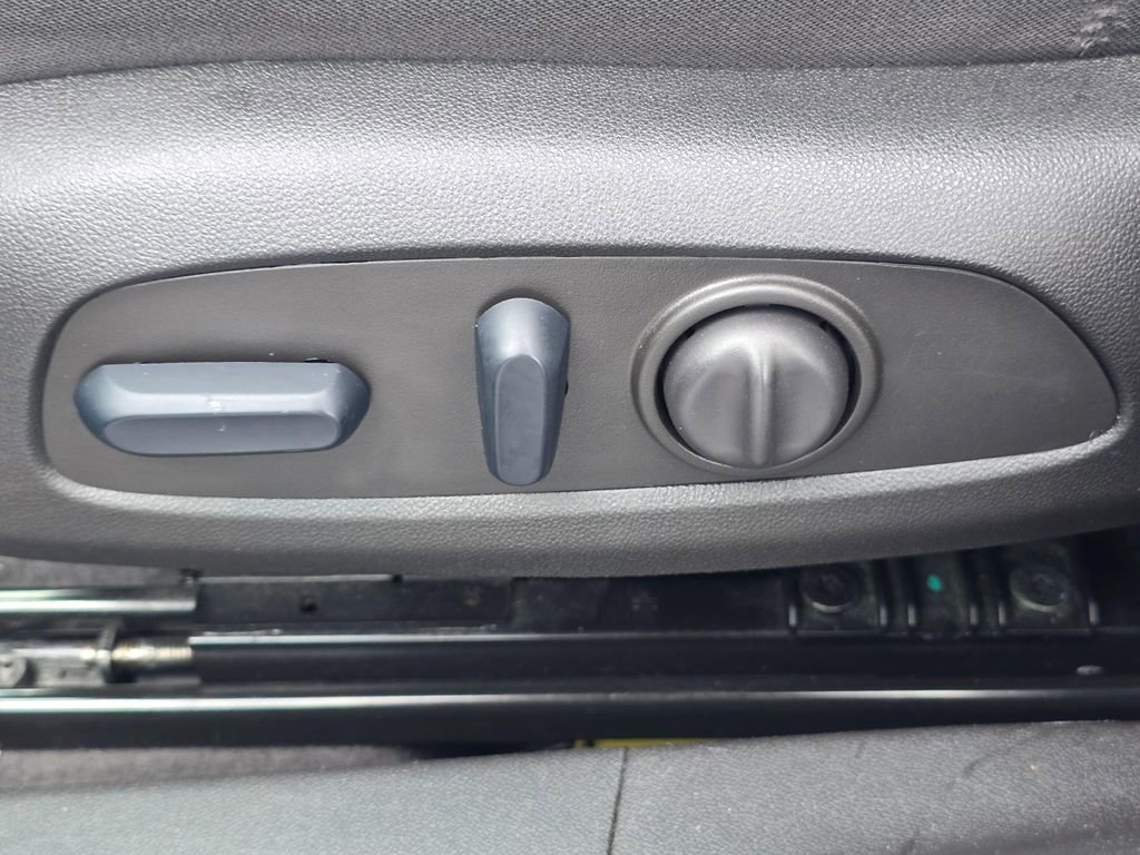 Used 2024 Chevrolet Malibu LT w/ Midnight Edition FWD image 19