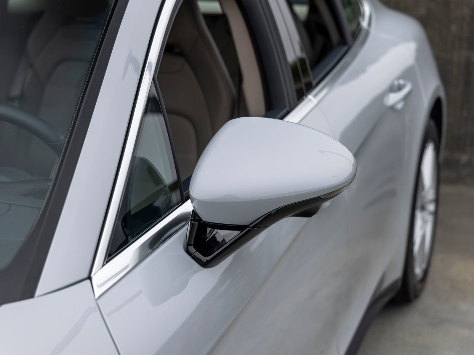 Certified 2025 Porsche Panamera image 17