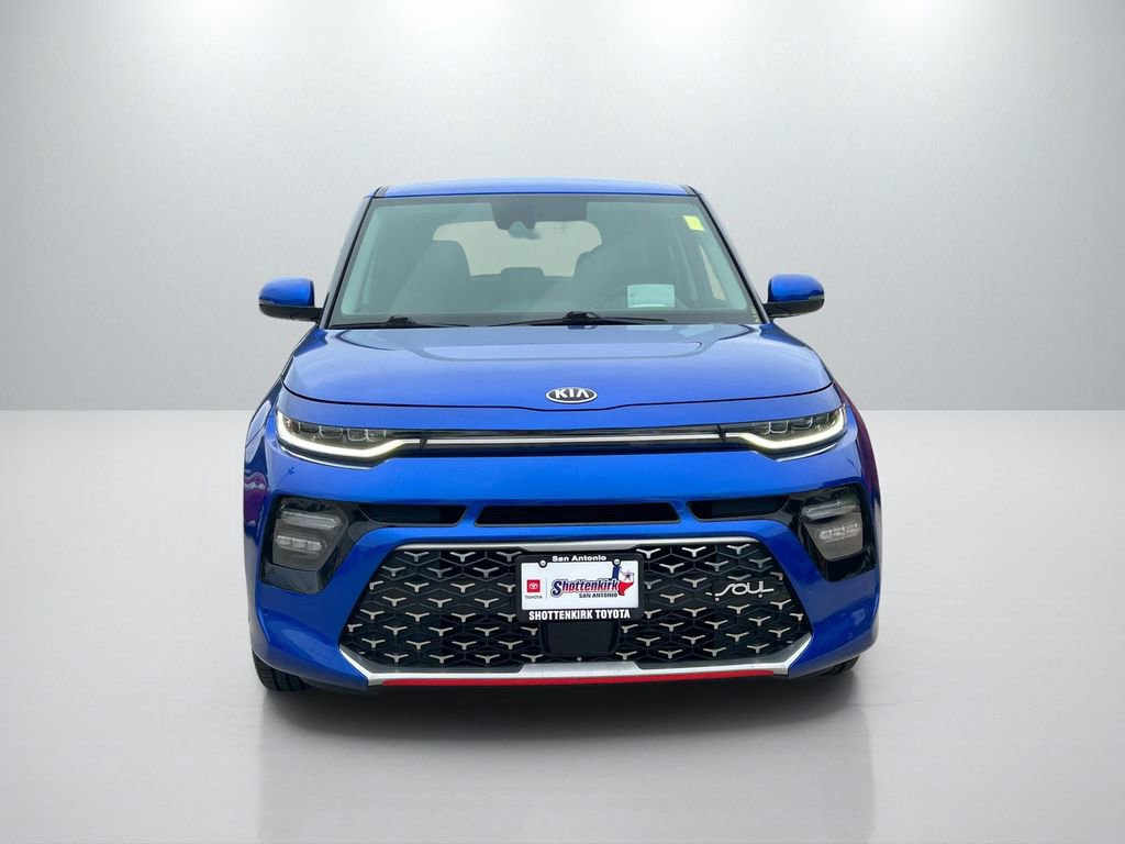 Used 2021 Kia Soul Turbo FWD image 2