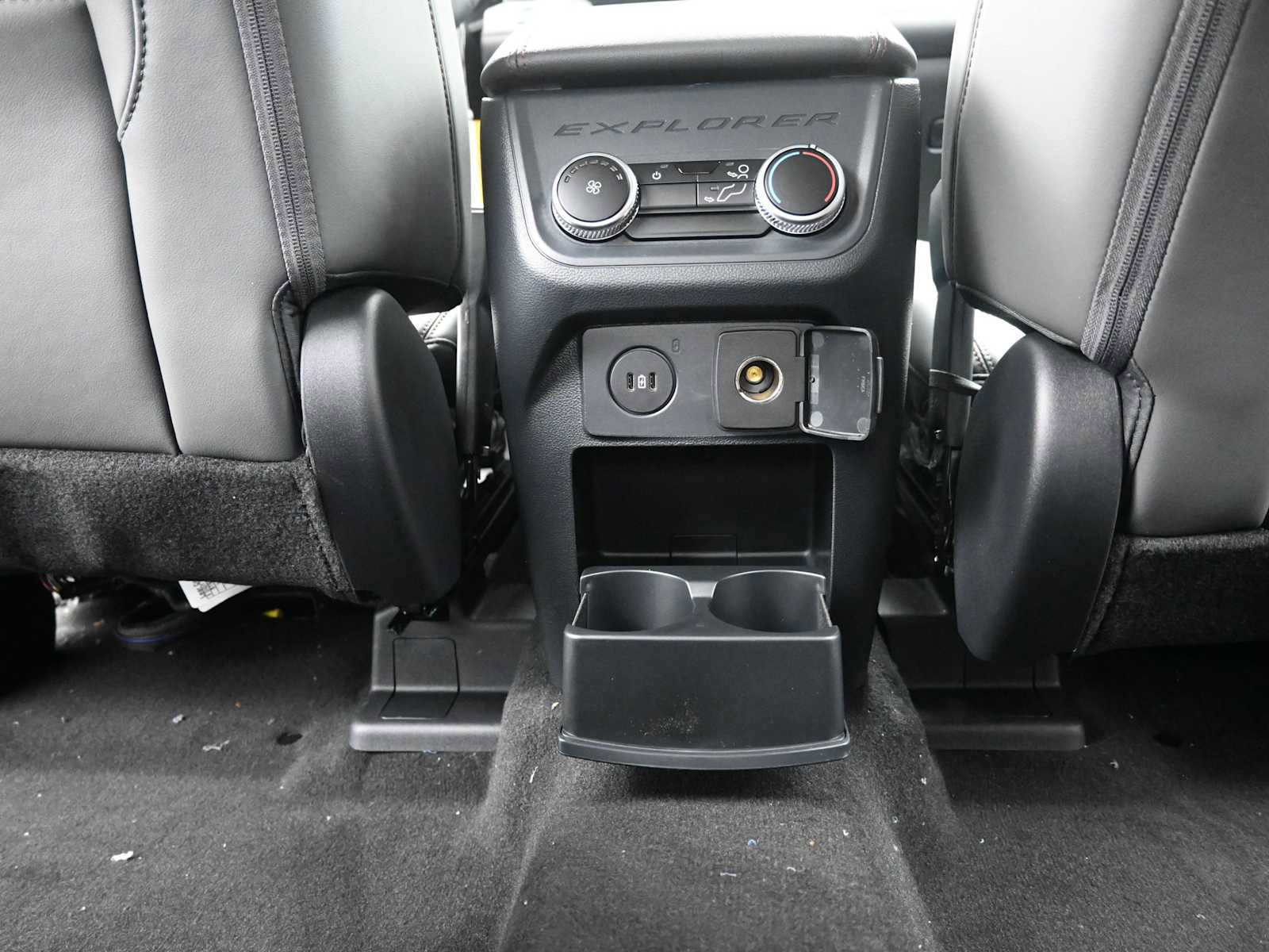 New 2026 Ford Explorer Active w/ Active Comfort Package image 13