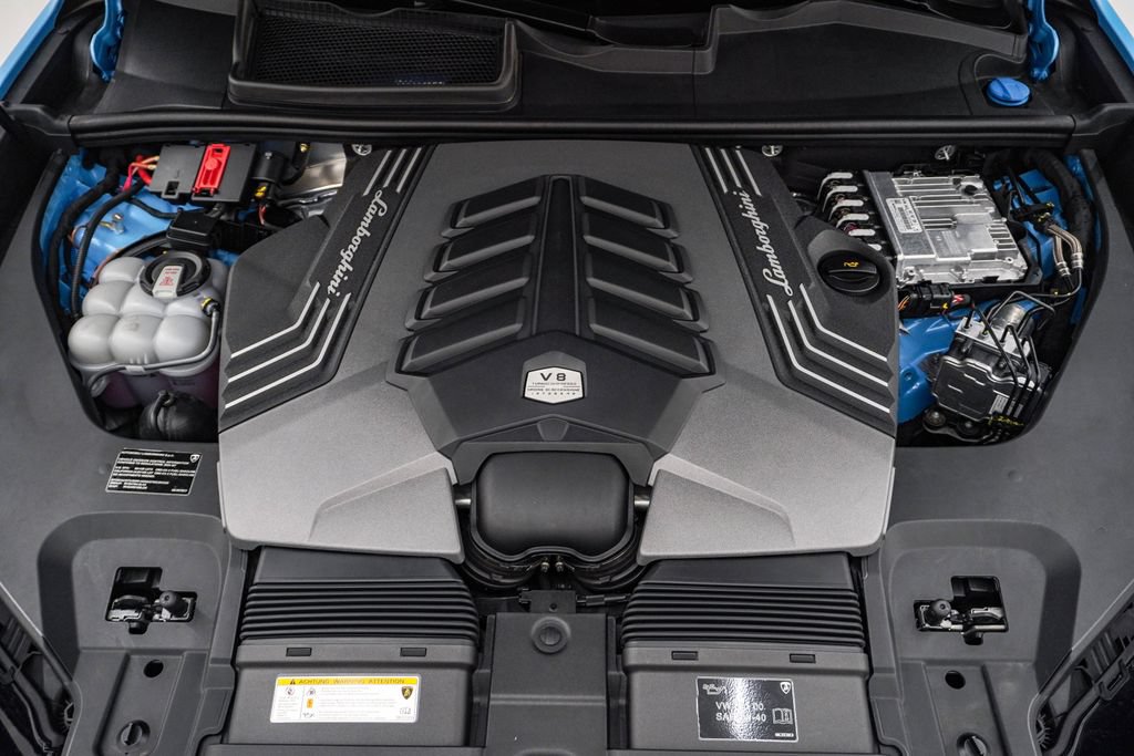 Used 2024 Lamborghini Urus Performante AWD/4WD image 35