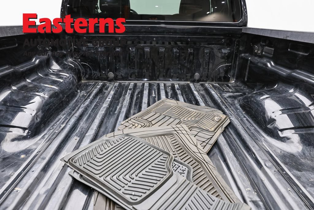 Used 2022 Nissan Frontier S RWD image 9