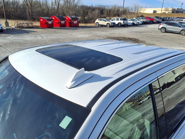 Used 2024 GMC Sierra 1500 Denali AWD/4WD image 17