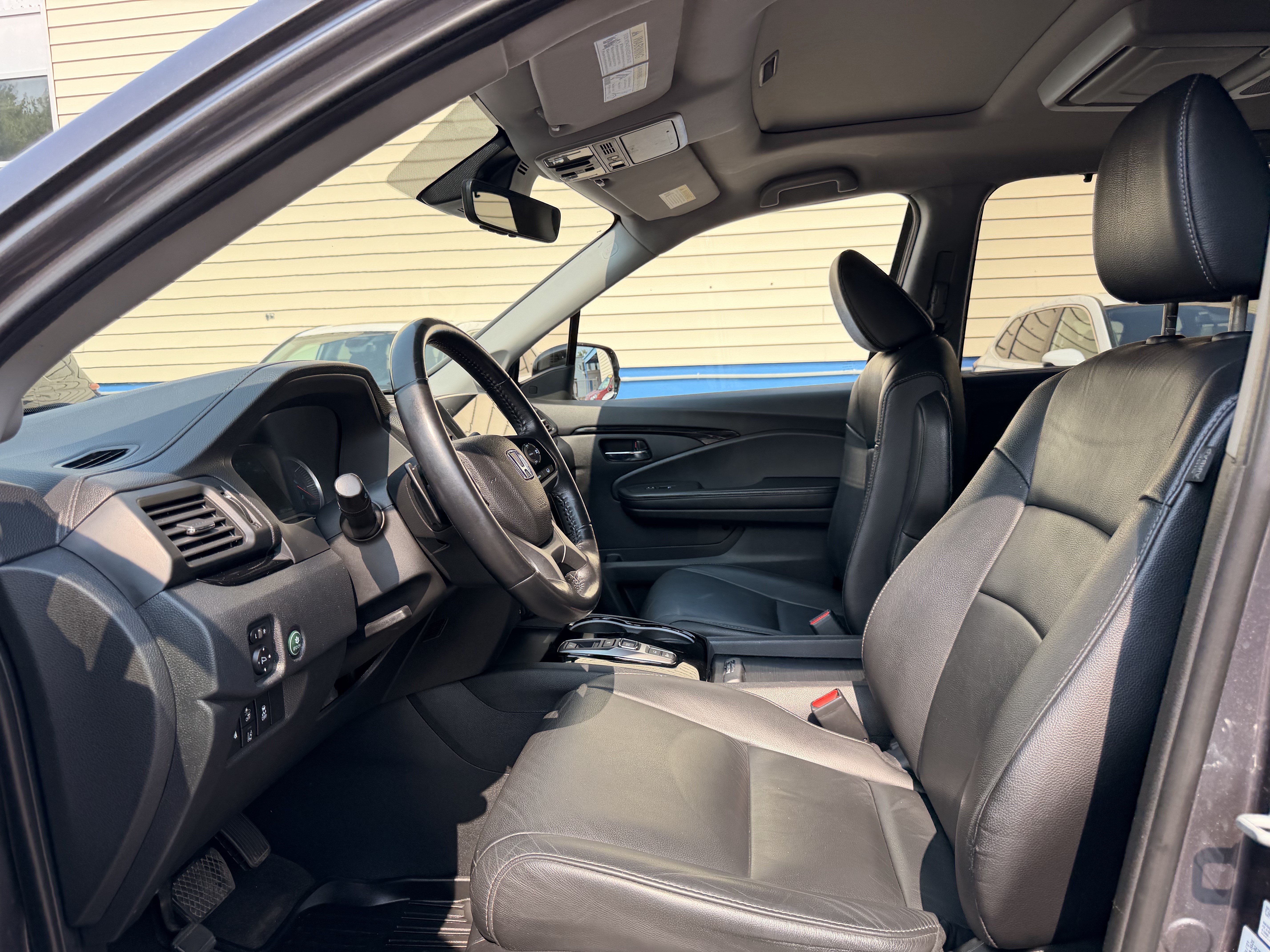 Certified 2021 Honda Pilot Touring image 15