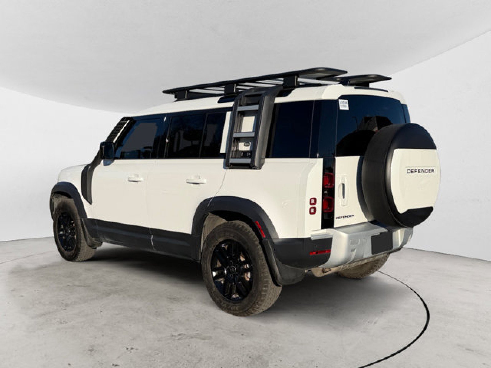 Certified 2023 Land Rover Defender 110 S AWD/4WD image 6