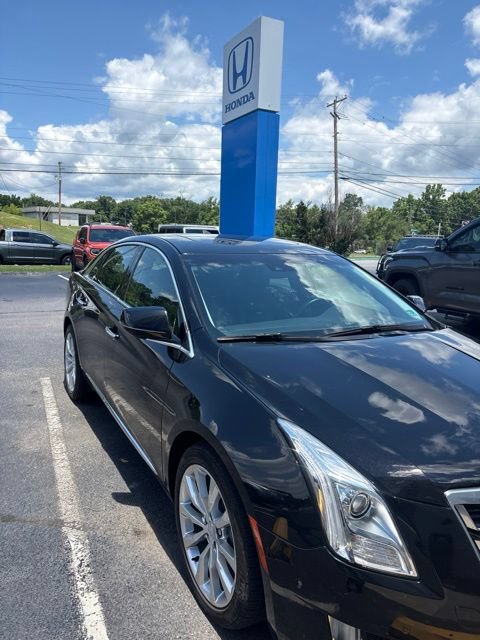 Used 2017 Cadillac XTS Luxury w/ Driver Awareness Package FWD video 2