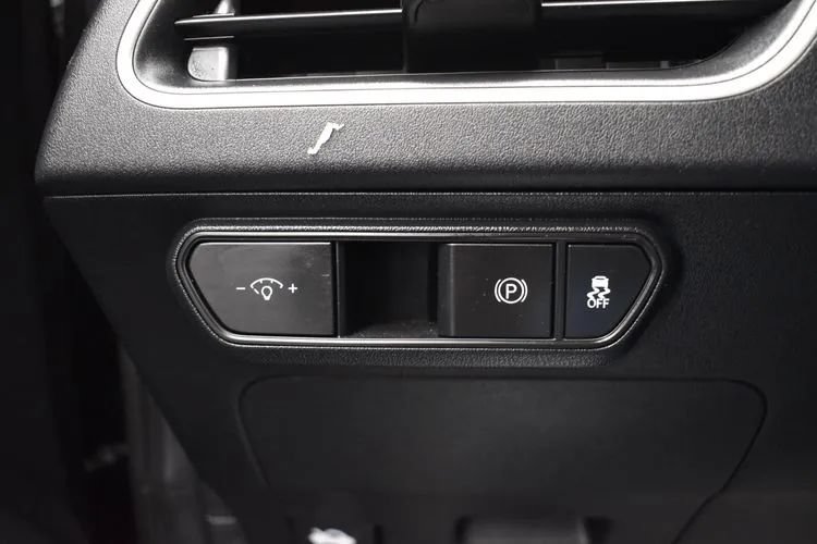 Used 2025 Kia K4 FWD image 21