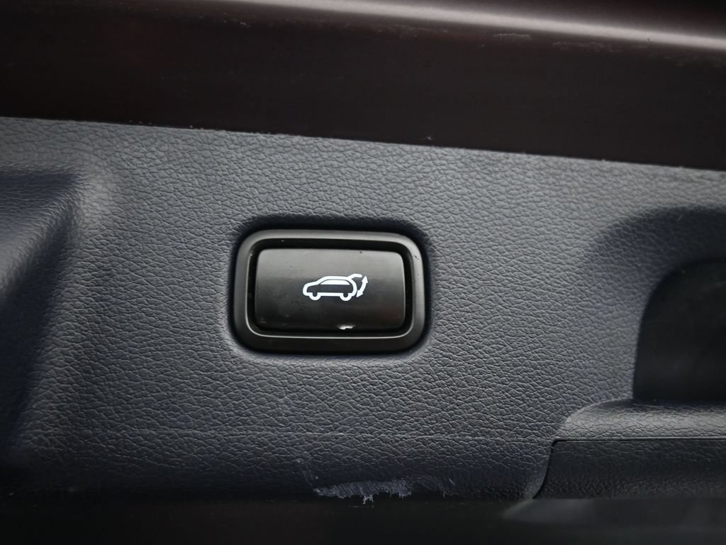 Used 2024 Hyundai Palisade Limited AWD/4WD image 25