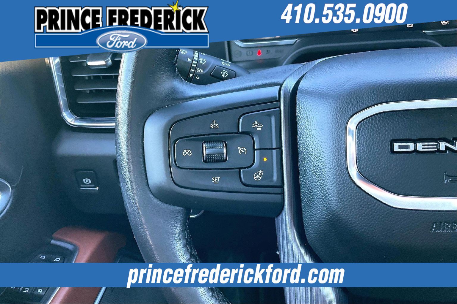 Used 2025 GMC Sierra 3500 Denali Ultimate image 17