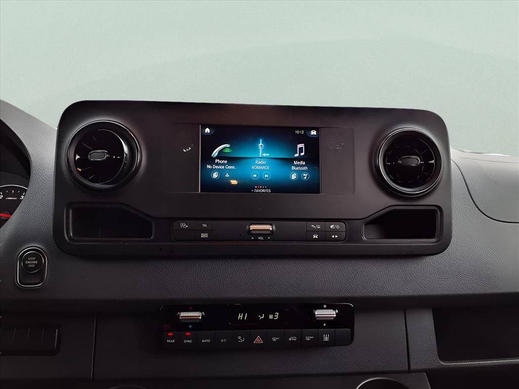 Used 2024 Mercedes-Benz Sprinter 2500 image 19