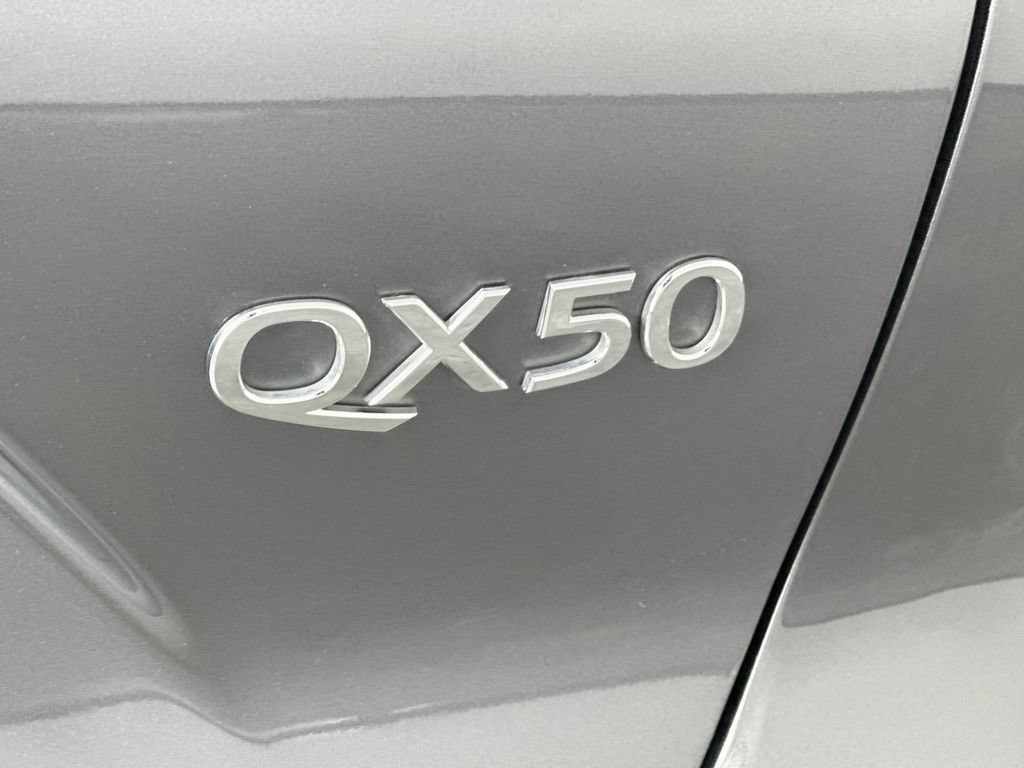 Used 2021 INFINITI QX50 Luxe FWD image 29