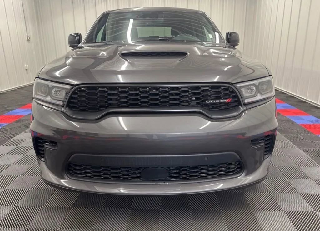 Used 2025 Dodge Durango R/T AWD/4WD image 9