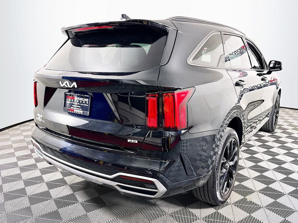 Used 2023 Kia Sorento SX image 7