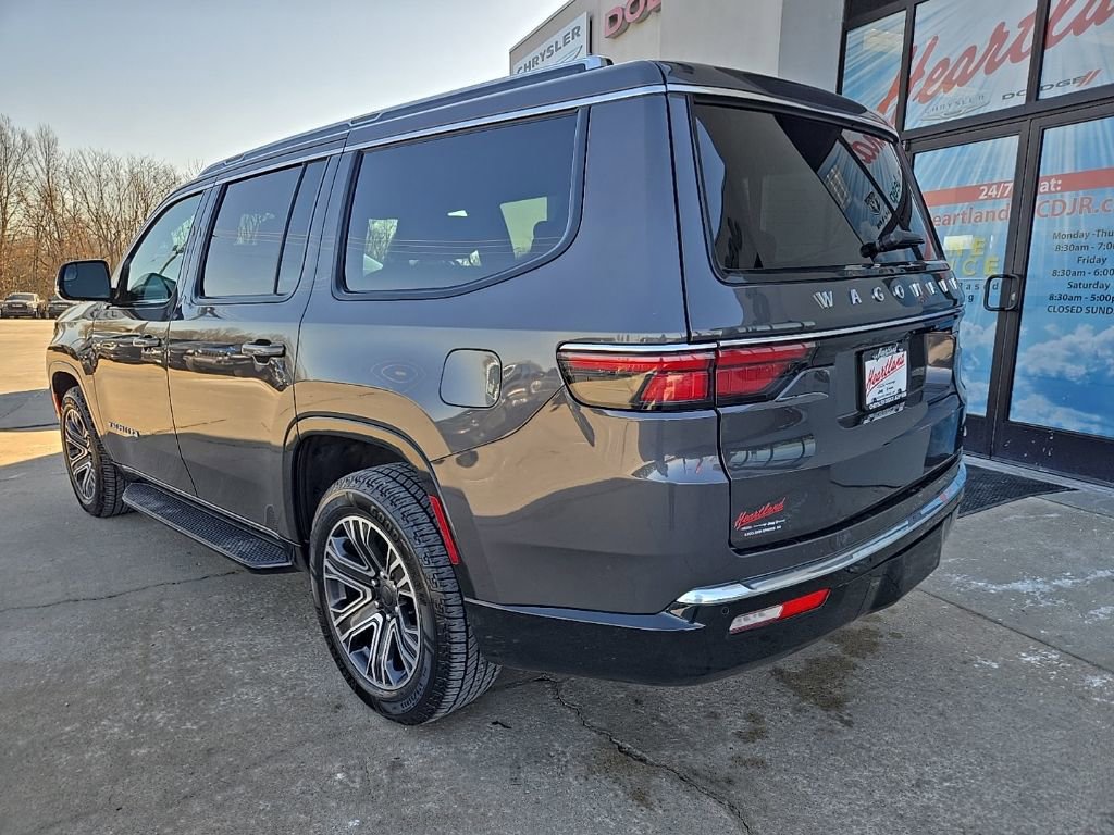 Used 2024 Jeep Wagoneer Series II image 8