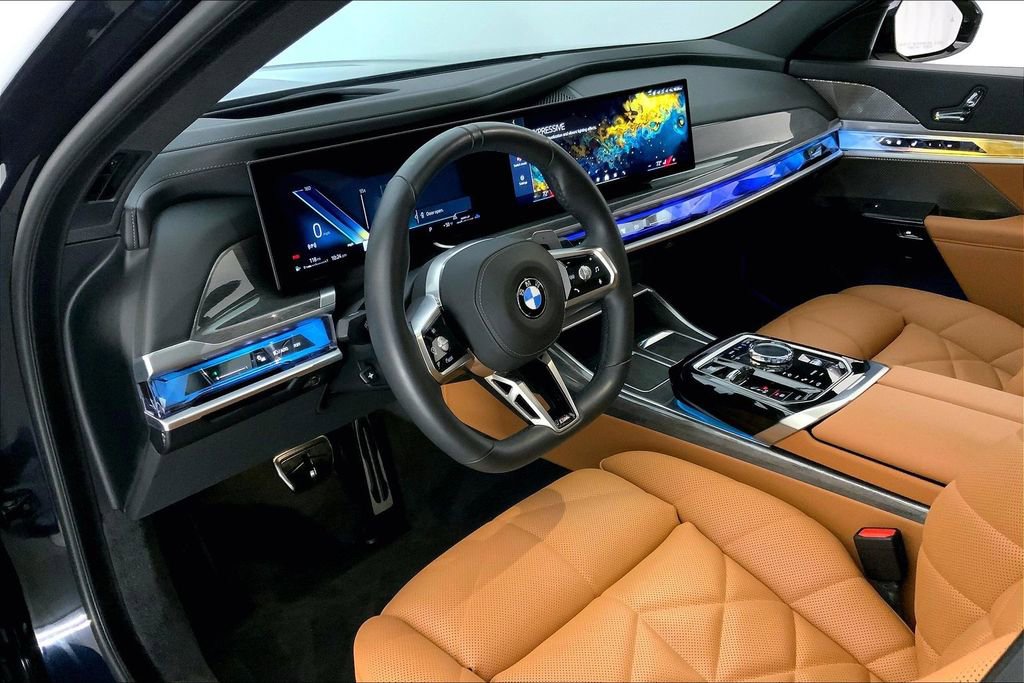 Used 2025 BMW 740i xDrive image 21