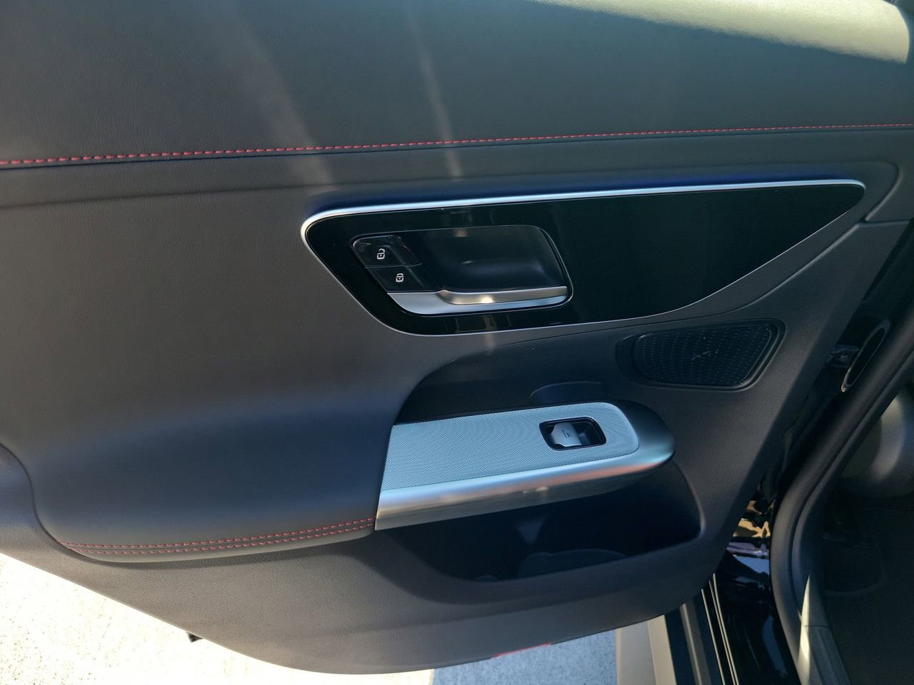 New 2026 Mercedes-Benz GLC 43 AMG 4MATIC image 10