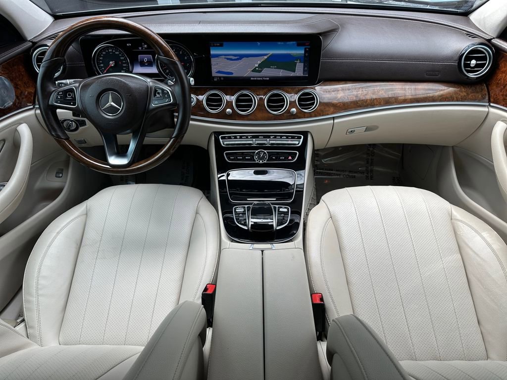 Used 2017 Mercedes-Benz E 300 image 35