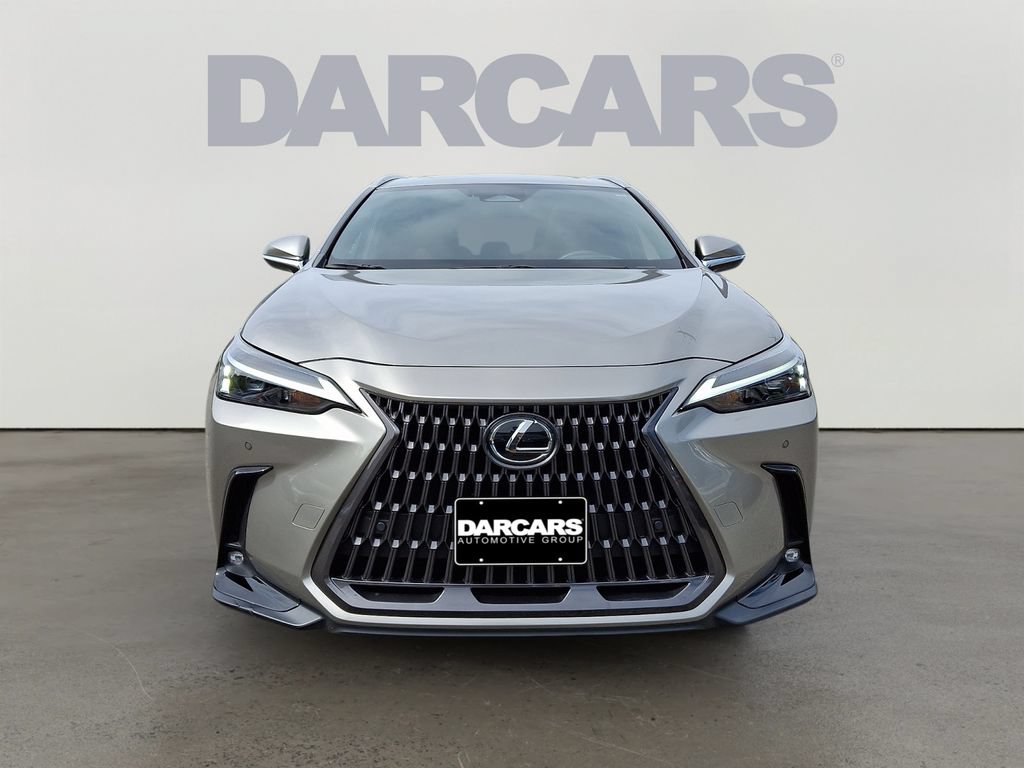 Used 2024 Lexus NX 250 FWD image 2