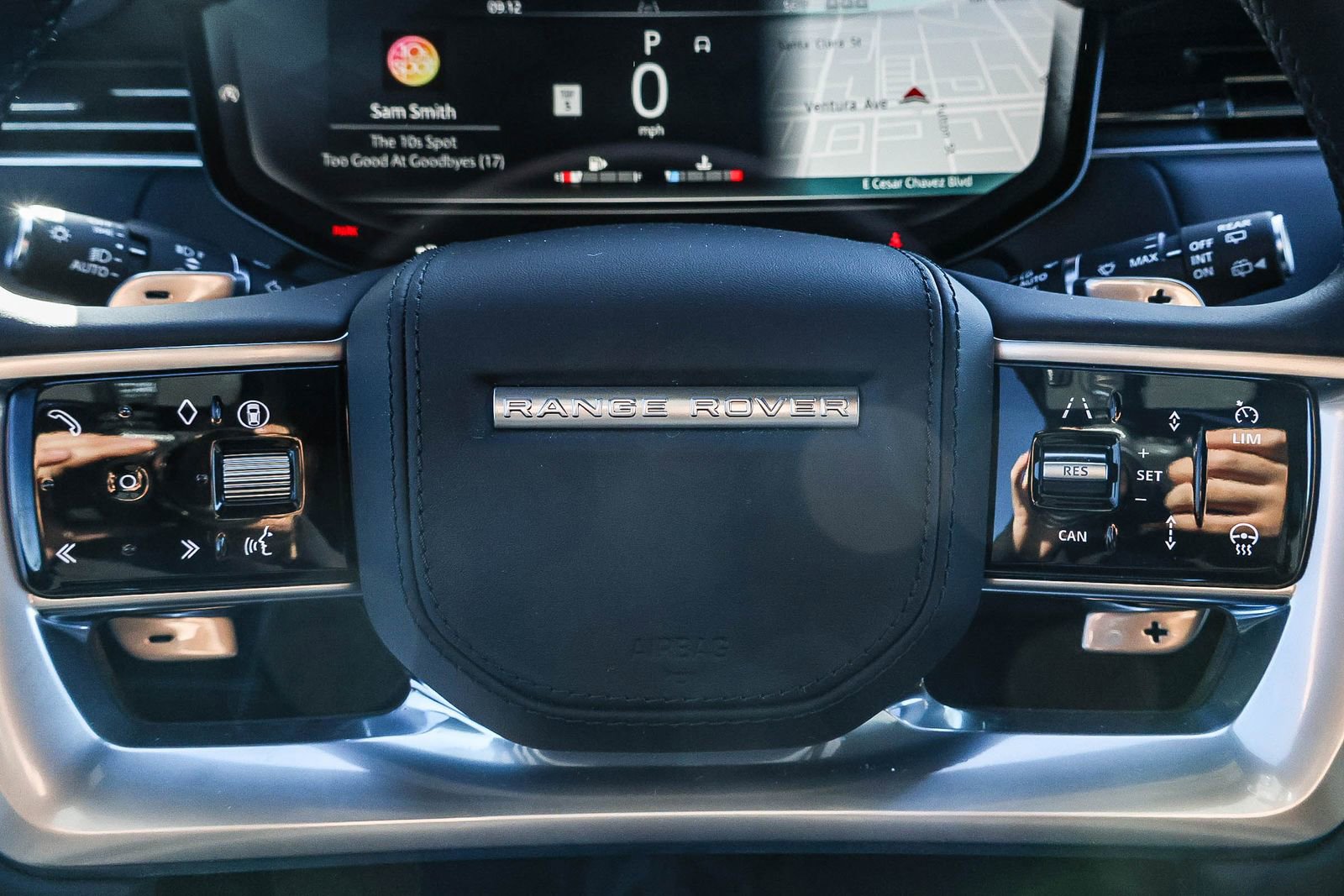 New 2026 Land Rover Range Rover SE image 34